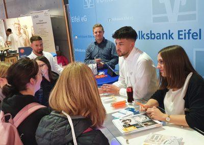 Job Initiative EIFEL – eifeljobs.de - die Jobmesse für Ausbildung, Facharbeit und Weiterbildung in der Eifel, feiert in diesem Jahr ihr 10-jähriges Jubiläum.